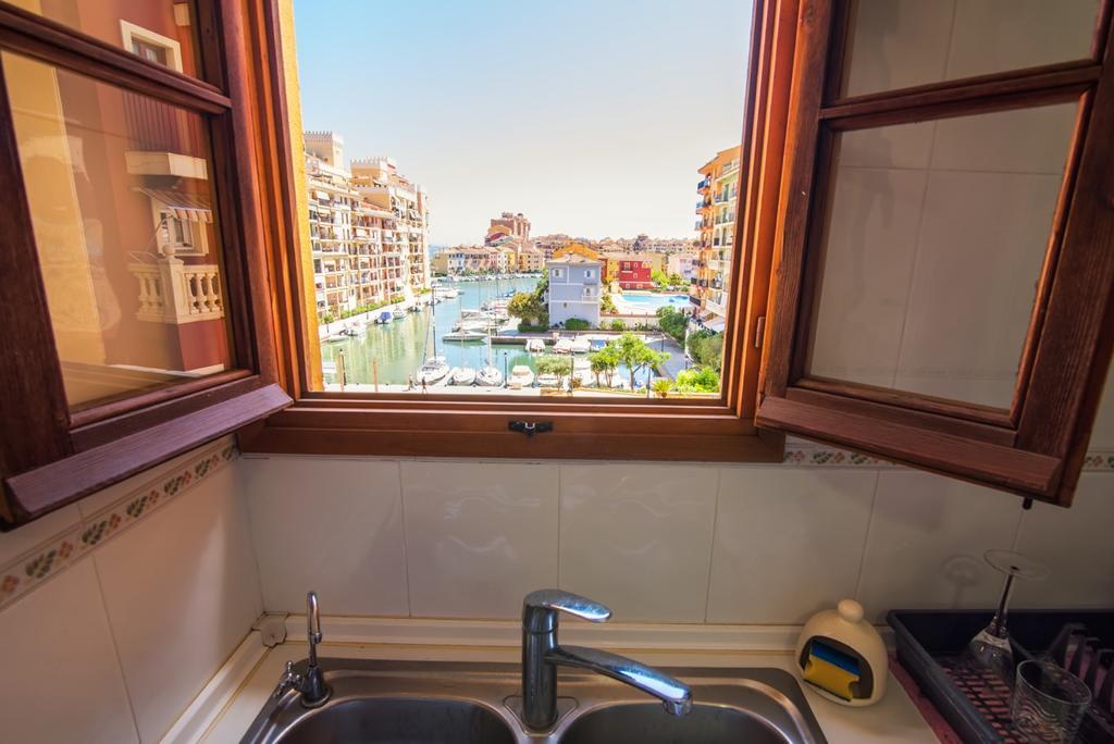 Apartment Near The Beach With Magnificent Views Port Saplaya Ngoại thất bức ảnh