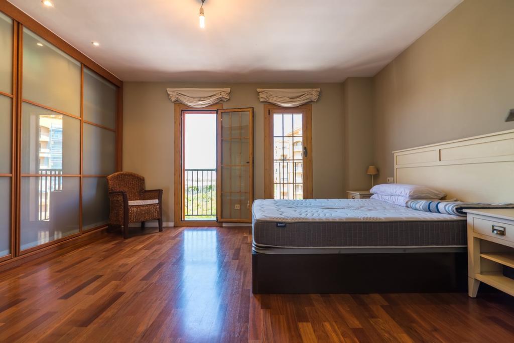 Apartment Near The Beach With Magnificent Views Port Saplaya Ngoại thất bức ảnh